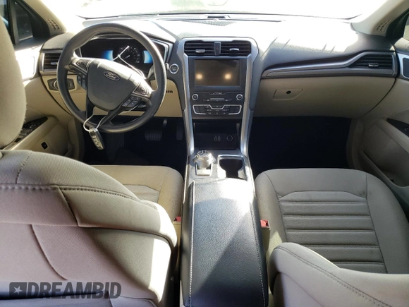 2019 Ford Fusion Hybrid SE with VIN 3FA6P0LU1KR101609, listed as a Copart auction lot 40055833 with 58,970 mi miles. Bid and sale history available at carsss.com. Image 8.