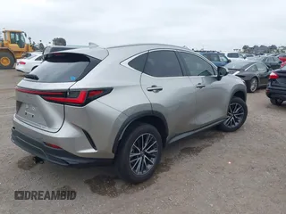 2022 Lexus NX 350h с VIN JTJAKCEZ3N5003098, выставлен на аукционе IAAI как лот 42421013 с пробегом 29 566 миль миль и . История ставок и продаж доступна на DreamBid. Изображение 4.