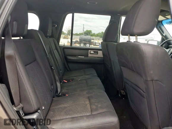 2015 Ford Expedition XLT z VIN 1FMJU1HTXFEF51170, wystawiony jako Copart lot #60340295 z przebiegiem 208 232 mil mil oraz Czysty tytuł • Clean title. Historia ofert i sprzedaży dostępna na DreamBid. Obrazek 11.
