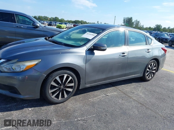 2018 Nissan Altima SR with VIN 1N4AL3APXJC170428, listed as a IAAI auction lot 40355309 with Not Provided miles and . Bid and sale history available at carsss.com. Image 16.