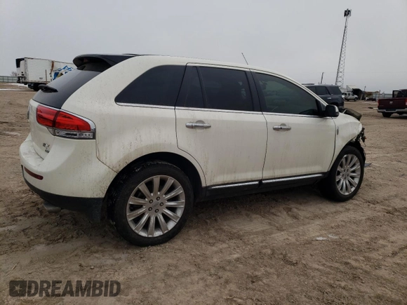 2012 Lincoln MKX with VIN 2LMDJ8JKXCBL19695, listed as a Copart auction lot 43960855 with 94,151 mi miles and Salvage Title. Bid and sale history available at DreamBid. Image 3.