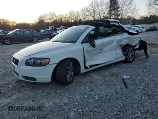 2010 Volvo C70 with VIN YV1672MCXAJ094349, listed as a Copart auction lot 81550144 with 0 mi miles and Clean Title. Bid and sale history available at carsss.com. Image 1.