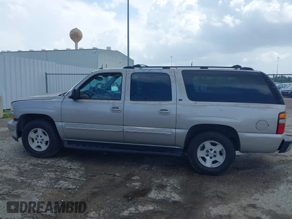 2004 Chevrolet Suburban Z71 with VIN 3GNFK16Z34G288542, listed as a IAAI auction lot 42504733 with 249,094 mi miles and . Bid and sale history available at DreamBid. Image 14.