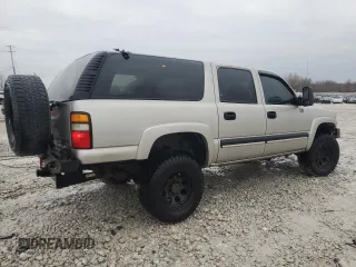2004 Chevrolet Suburban LS with VIN 3GNGK26U94G178013, listed as a Copart auction lot 84435434 with 244,260 mi miles and Clean Title. Bid and sale history available at carsss.com. Image 3.