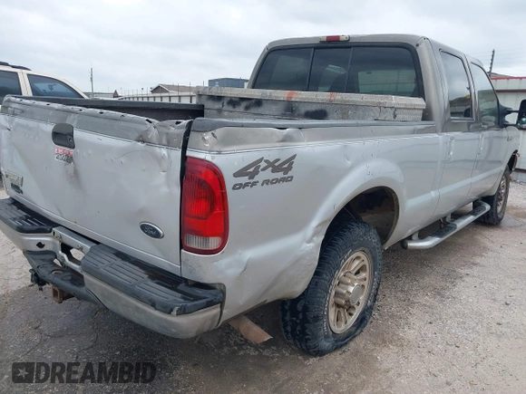 2001 Ford Super Duty F-250 XL with VIN 1FTNW21S31EC77648, listed as a IAAI auction lot 41523954 with 218,035 mi miles. Bid and sale history available at carsss.com. Image 6.