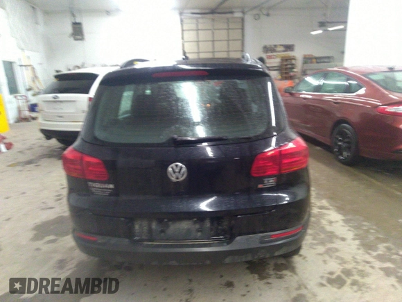 2016 Volkswagen Tiguan SE with VIN WVGBV7AX3GW541416, listed as a IAAI auction lot 41716488 with 78,639 mi miles and . Bid and sale history available at DreamBid. Image 16.