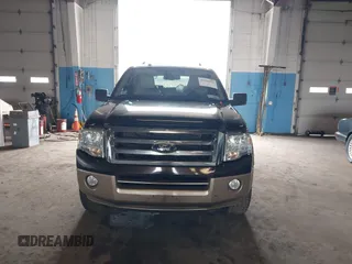 2013 Ford Expedition XLT z VIN 1FMJU1H54DEF63913, wystawiony jako IAAI lot #42195953 z przebiegiem 216 030 mil mil oraz . Historia ofert i sprzedaży dostępna na DreamBid. Obrazek 6.