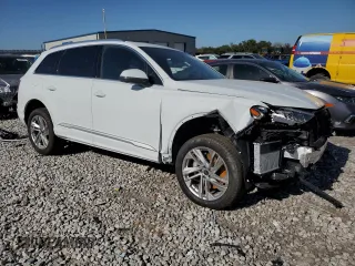 2023 Audi Q7 Prestige with VIN WA1VXBF72PD020328, listed as a Copart auction lot 73369314 with 3,839 mi miles and Salvage title. Bid and sale history available at DreamBid. Image 4.