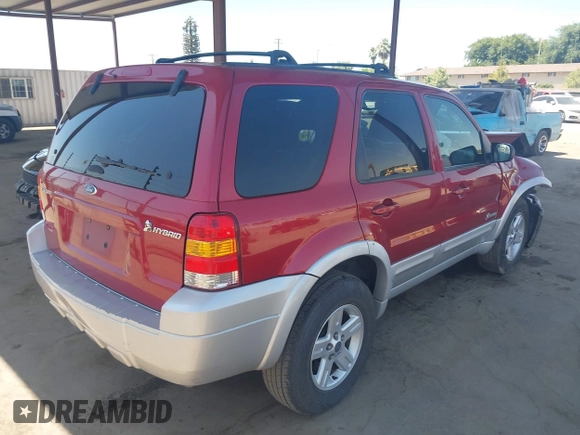2005 Ford Escape Hybrid with VIN 1FMCU95H75KB86776, listed as a IAAI auction lot 42533697 with 166,242 mi miles and . Bid and sale history available at DreamBid. Image 4.