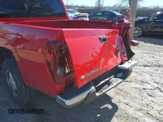 2005 Chevrolet Colorado 1SF LS Z71 with VIN 1GCDT136058133302, listed as a IAAI auction lot 41692590 with 167,071 mi miles. Bid and sale history available at carsss.com. Image 13.