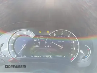 2018 BMW 5 Series 530i xDrive с VIN WBAJA7C55JWA71551, выставлен на аукционе IAAI как лот 41779459 с пробегом 155 424 миль миль и . История ставок и продаж доступна на DreamBid. Изображение 7.