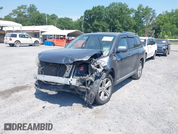 2011 Toyota Highlander Limited with VIN 5TDYK3EH3BS027884, listed as a IAAI auction lot 42527160 with 310,068 mi miles and . Bid and sale history available at DreamBid. Image 2.
