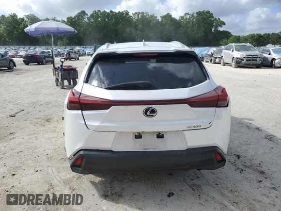 2019 Lexus UX 200 z VIN JTHY3JBH5K2016803, wystawiony jako Copart lot #51068815 z przebiegiem 58 072 mil mil oraz Nie do naprawy • Non repairable. Historia ofert i sprzedaży dostępna na DreamBid. Obrazek 6.