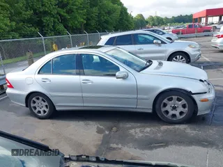2006 Mercedes-Benz C 280 Luxury with VIN WDBRF92H16F763551, listed as a IAAI auction lot 42380364 with 253,957 mi miles and . Bid and sale history available at DreamBid. Image 13.