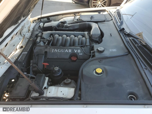 2001 Jaguar XJ VDP with VIN SAJDA24C11LF28715, listed as a Copart auction lot 65246334 with 107,965 mi miles and Salvage Title. Bid and sale history available at carsss.com. Image 11.
