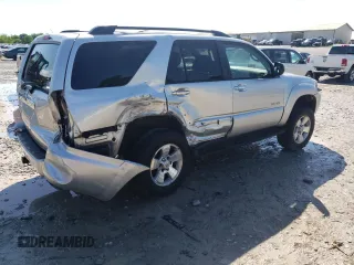 2006 Toyota 4Runner SR5 z VIN JTEBU14R560082176, wystawiony jako Copart lot #56339665 z przebiegiem 235 666 mil mil oraz Szkoda całkowita • Salvage title. Historia ofert i sprzedaży dostępna na DreamBid. Obrazek 3.