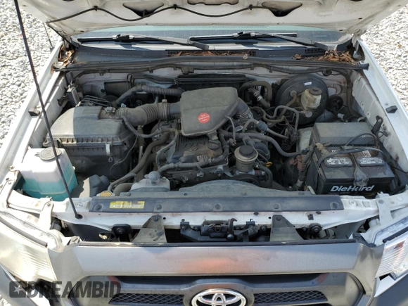 2015 Toyota Tacoma z VIN 5TFTX4CN5FX057365, wystawiony jako Copart lot #53960245 z przebiegiem 174 772 mil mil oraz Szkoda całkowita • Salvage title. Historia ofert i sprzedaży dostępna na DreamBid. Obrazek 11.