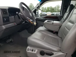 2002 Ford F-350 XL with VIN 3FTSW31F32MA17869, listed as a Copart auction lot 71828914 with 230,191 mi miles and Salvage Title. Bid and sale history available at DreamBid. Image 7.