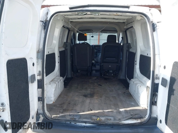2016 Nissan NV200 S with VIN 3N6CM0KN6GK700678, listed as a IAAI auction lot 41586278 with 162,229 mi miles. Bid and sale history available at carsss.com. Image 8.