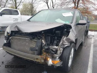 2013 Honda CR-V EX with VIN 5J6RM4H52DL004049, listed as a IAAI auction lot 42018476 with 197,334 mi miles. Bid and sale history available at carsss.com. Image 6.