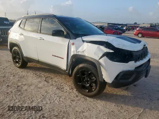 2024 Jeep Compass Trailhawk with VIN 3C4NJDDN5RT579213, listed as a Copart auction lot 61671465 with 5,333 mi miles and Salvage title. Bid and sale history available at DreamBid. Image 4.