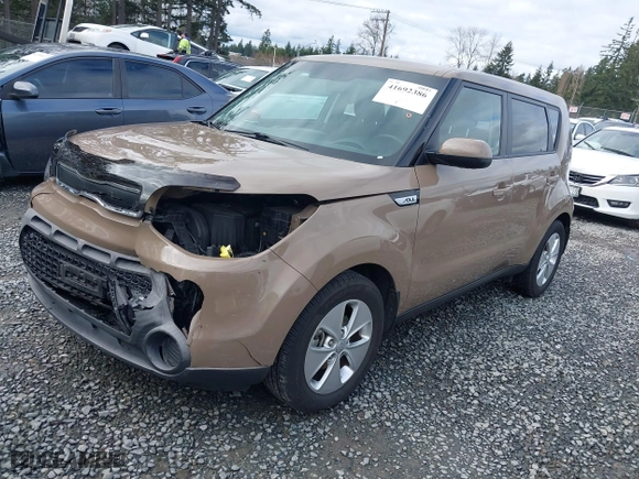 2015 Kia Soul with VIN KNDJN2A27F7164461, listed as a IAAI auction lot 41692386 with 92,359 mi miles. Bid and sale history available at carsss.com. Image 18.