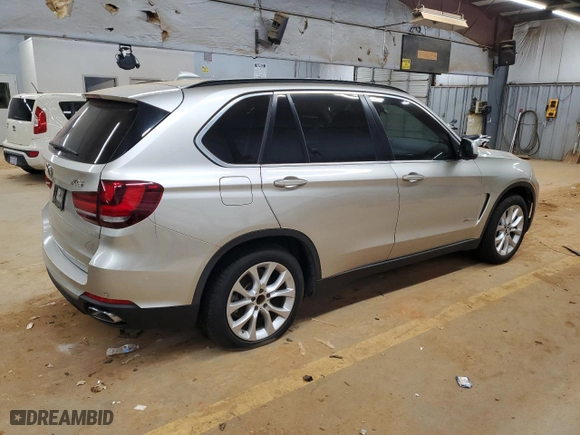 2016 BMW X5 eDrive xDrive40e with VIN 5UXKT0C53G0S79329, listed as a Copart auction lot 44680215 with NaN miles and Clean Title. Bid and sale history available at carsss.com. Image 3.