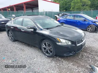 2014 Nissan Maxima SV with VIN 1N4AA5AP6EC493365, listed as a IAAI auction lot 42701081 with 291,022 mi miles and . Bid and sale history available at DreamBid. Image 1.
