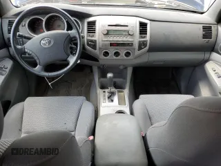 2008 Toyota Tacoma z VIN 5TEUU42N98Z499284, wystawiony jako Copart lot #61735435 z przebiegiem 72 446 mil mil oraz Czysty tytuł • Clean title. Historia ofert i sprzedaży dostępna na DreamBid. Obrazek 8.