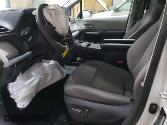 2021 Toyota Sienna LE with VIN 5TDBSKFCXMS023725, listed as a Copart auction lot 81284903 with Not provided miles and Salvage title. Bid and sale history available at DreamBid. Image 7.