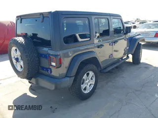 2020 Jeep Wrangler Unlimited Sport S z VIN 1C4HJXDN3LW337617, wystawiony jako IAAI lot #42022340 z przebiegiem 48 201 mil mil oraz . Historia ofert i sprzedaży dostępna na DreamBid. Obrazek 4.