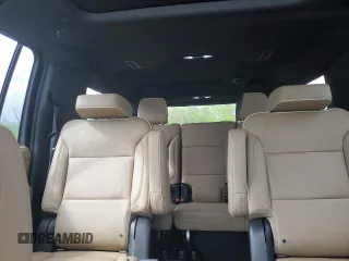 2023 Chevrolet Suburban Premier z VIN 1GNSKFKD0PR161497, wystawiony jako Copart lot #55733695 z przebiegiem 121 198 mil mil oraz Szkoda całkowita • Salvage title. Historia ofert i sprzedaży dostępna na DreamBid. Obrazek 10.