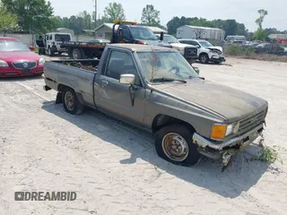 1988 Toyota Pickup with VIN JT4RN50R4J5146510, listed as a IAAI auction lot 42092308 with 288,420 mi miles and . Bid and sale history available at DreamBid. Image 1.