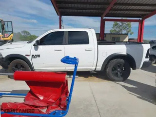 2019 Ram 1500 Classic Big Horn with VIN 1C6RR7LT4KS663226, listed as a IAAI auction lot 41681495 with 83,257 mi miles. Bid and sale history available at carsss.com. Image 14.