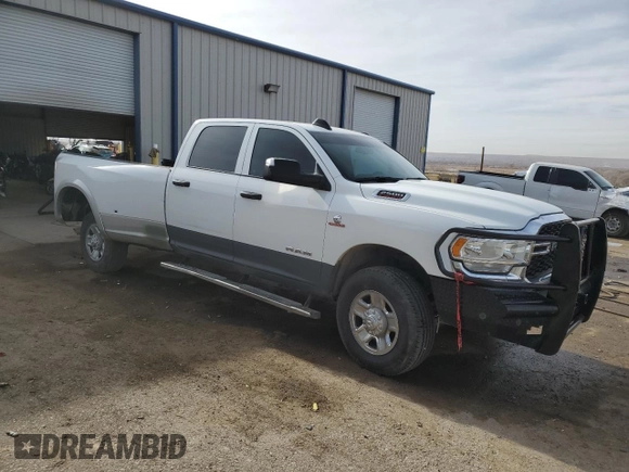 2022 Ram 2500 Tradesman with VIN 3C6UR5HL7NG273921, listed as a Copart auction lot 84812174 with 33,986 mi miles and Clean title. Bid and sale history available at DreamBid. Image 4.