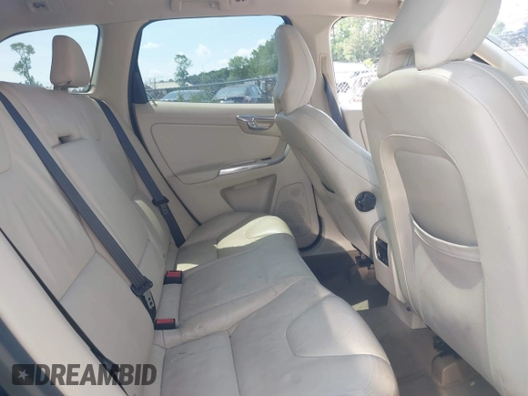 2013 Volvo XC60 T6 with VIN YV4902DZ0D2384896, listed as a IAAI auction lot 42156123 with 148,971 mi miles and . Bid and sale history available at DreamBid. Image 8.
