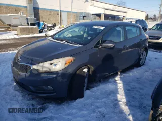 2016 Kia Forte 5-Door LX with VIN KNAFK5A81G5547102, listed as a Copart auction lot 89306975 with 0 mi miles and Non Repairable. Bid and sale history available at carsss.com. Image 1.