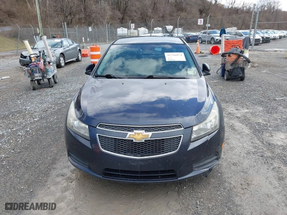 2014 Chevrolet Cruze ECO with VIN 1G1PH5SB6E7117687, listed as a IAAI auction lot 41716074 with 135,355 mi miles. Bid and sale history available at carsss.com. Image 12.