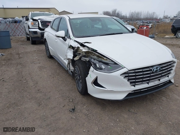 2021 Hyundai Sonata Hybrid SEL with VIN KMHL34JJ7MA032703, listed as a IAAI auction lot 41252575 with 22,067 mi miles. Bid and sale history available at carsss.com. Image 1.