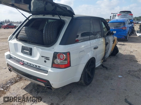 2011 Land Rover Range Rover Sport HSE z VIN SALSF2D40BA260128, wystawiony jako IAAI lot #41520917 z przebiegiem Nie podano mil oraz . Historia ofert i sprzedaży dostępna na DreamBid. Obrazek 4.