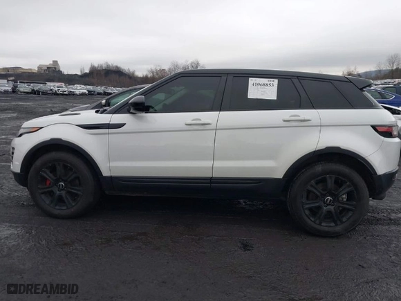2017 Land Rover Range Rover Evoque SE with VIN SALVP2BG9HH192967, listed as a IAAI auction lot 41068853 with NaN miles. Bid and sale history available at carsss.com. Image 14.