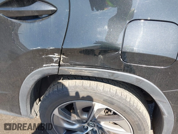 2018 Lexus RX with VIN JTJDZKCA1J2010465, listed as a IAAI auction lot 41918033 with 40,275 mi miles. Bid and sale history available at carsss.com. Image 19.