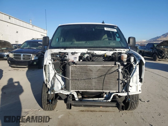 2024 GMC Savana Cargo Van with VIN 1GTW7AFP4R1100447, listed as a Copart auction lot 42630055 with 19,129 mi miles and Salvage Title. Bid and sale history available at carsss.com. Image 5.