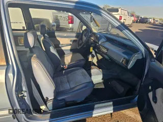 1984 Honda Civic z VIN JHMAH3321ES036981, wystawiony jako Copart lot #43484485 z przebiegiem 122 778 mil mil oraz Tytuł czysty. Historia ofert i sprzedaży dostępna na DreamBid. Obrazek 5.