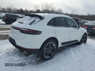 2019 Porsche Macan with VIN WP1AA2A58KLB07692, listed as a Copart auction lot 44670355 with Not provided miles and Salvage title. Bid and sale history available at DreamBid. Image 3.