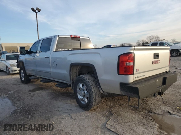 2015 GMC Sierra 3500HD SLT z VIN 1GT423E89FF547639, wystawiony jako Copart lot #86342214 z przebiegiem 185 012 mil mil oraz Szkoda całkowita • Salvage title. Historia ofert i sprzedaży dostępna na DreamBid. Obrazek 2.