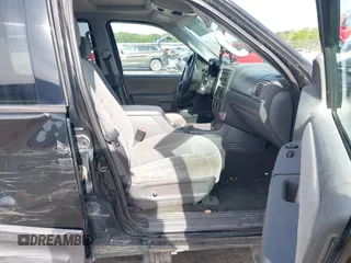 2005 Ford Explorer XLT с VIN 1FMZU73K85UB37300, выставлен на аукционе IAAI как лот 42341612 с пробегом 237 695 миль миль и . История ставок и продаж доступна на DreamBid. Изображение 5.