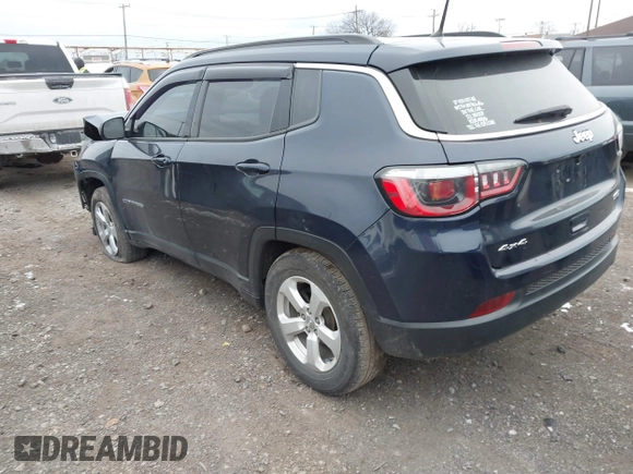 2018 Jeep Compass Latitude with VIN 3C4NJDBBXJT467634, listed as a IAAI auction lot 41305065 with 73,573 mi miles. Bid and sale history available at carsss.com. Image 3.