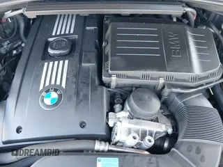2008 BMW 3 Series 335i с VIN WBAWL73558PX58269, выставлен на аукционе IAAI как лот 42859266 с пробегом 100 281 миль миль и . История ставок и продаж доступна на DreamBid. Изображение 21.