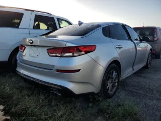 2019 Kia Optima LX with VIN 5XXGT4L33KG332275, listed as a Copart auction lot 75907064 with 106,296 mi miles and Non Repairable. Bid and sale history available at carsss.com. Image 3.